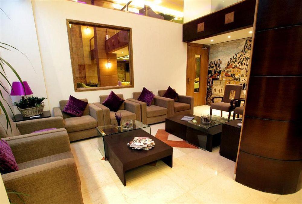 Lavender Hotel
