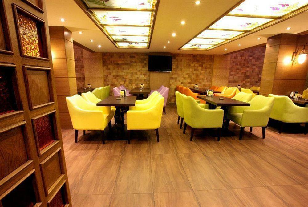 Hotel Lavender